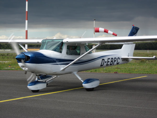 Die BPC ist kein Schoenwetterflieger - auch, wenn der Himmel mal nicht ganz so blau ist, geht es in die Luft.