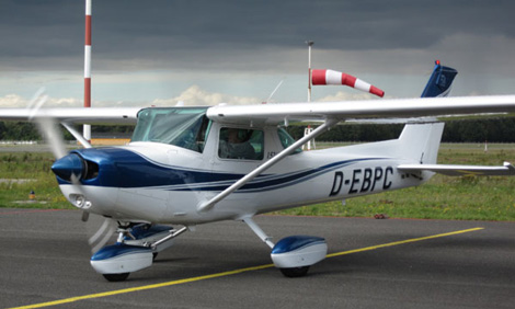 Cessna 152 D-EBPC am FMO