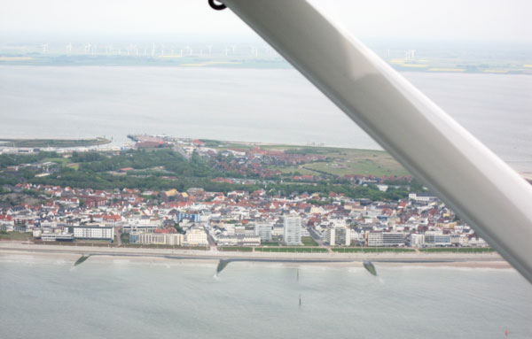 Die praktische Seite der Motorflugausbildung - Schulungsflug zu den Nordseeinseln